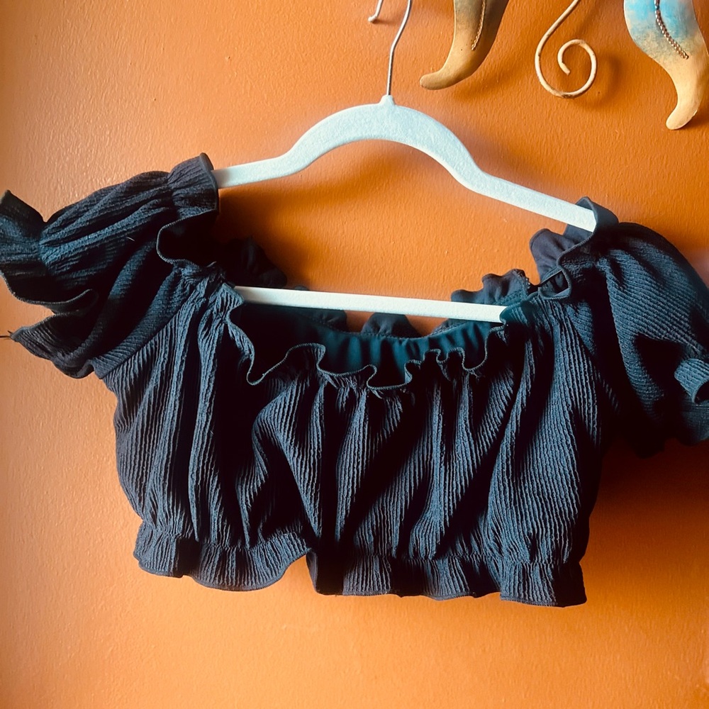 Black Ruffled Off-Shoulder SWIM Top